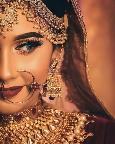 Indian Bride Poses, Bride Photos Poses, Indian Wedding Bride, Bridal Makeup Images, Bridal Photography Poses, Indian Bridal Photos, Bride Photography Poses, Bride Photoshoot, Indian Wedding Photography Poses