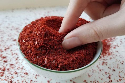 7 Best Gochujang Substitutes (Gochujang Paste Alternatives) Cooking Korean Food, Gochujang Paste, Korean Ingredients, Food Substitutes, Stuffed Anaheim Peppers, Korean Side Dishes, Food Substitutions, Cold Salad, Stewed Tomatoes