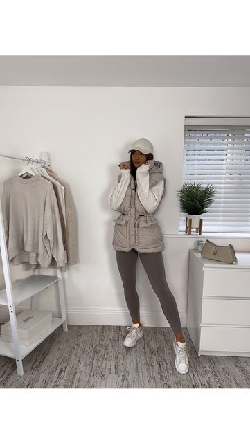 Mum Outfits, Basics Capsule Wardrobe, Basics Capsule, Minimal Monochrome, India Rose, Office Work Wear, Cosy Outfit, Puffer Gilet, Get Ready With Me