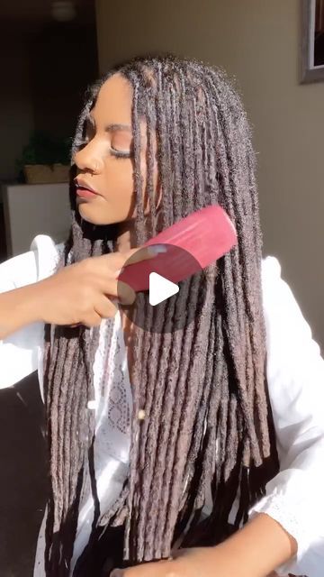 Natt Nyah 🐍 on Instagram: "At this point I’m considering naming the Hydration Hair Mist “Rainbows 🌈 In A Can” 😆 Hydration Hair Mist and Botanical Hair Oil bundle is available on Nyahsvalley.com grab it at 10% off today. Loc brushing is good for Locs that are MATURE. It helps remove surface level lint and debris and well has distribute natural oils on on the shaft of your Locs. Always be gentle. Do not attempt if your Locs are new or not fully Loc’d." Brushing Locs, Natt Nyah, Detoxing Locs, Loc Brushing, Loc Wicks, Locs Moisturizer Spray, Loc Maintenance Tips, Hydrating Loc Spray, Loc Maintenance Products