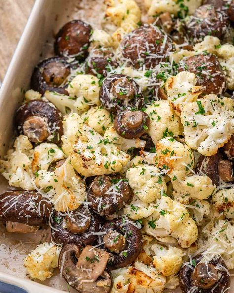 Garlicy Roasted Cauliflower + Mushrooms | Clean Food Crush Mushroom Cauliflower Recipes, Creamy Zucchini Soup, Mustard Pork Tenderloin, Cauliflower Mushroom, Vegetable Side Dishes Healthy, Mushroom Recipes Healthy, Roasted Cauliflower Recipes, Vegetable Side Dish, Baked Veggies