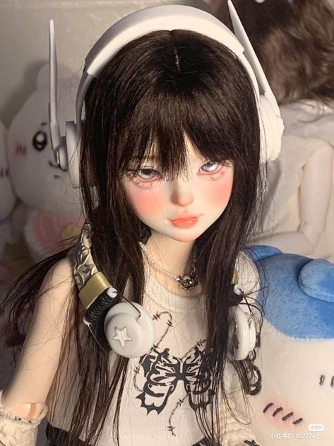 Korean Tomboy, Expensive Things, Bjd Dolls Girls, Chinese Dolls, Creepy Facts, Bratz Inspired Outfits, Doll Aesthetic, Fantasy Art Dolls, Kawaii Doll