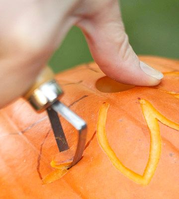 According to the carver at Disneyland, a pumpkin will last a month if you only scratch the surface. Use a clay-loop tool. Decorating Pumpkins Without Carving, Carving A Pumpkin, Pumkin Carving, Carving Pumpkins, Pretty Pumpkins, Pumpkin Carvings, Pumpkin Carving Ideas, Halloween Pumpkins Carvings, Pumpkin Ideas