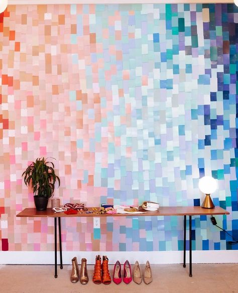 These cool upcycling ideas ensure that nothing goes to waste. With easy DIY projects, you can make the most out of everything you own. Paint Sample Wall, Chip Wall, Paint Chip Wall, Paint Chip Art, Chip Art, Trade Show Booths, Diy Playbook, Print Center, Paint Sample