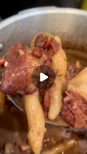 Jamaican Stew Peas With Pigs Tail, Stew Peas With Pigtail, Pigtail Recipes, Stew Peas Jamaican Recipe, Souse Meat Recipe, Red Beans And Sausage Recipe, Jamaican Stew, Jamaican Stew Peas, Beans Stew