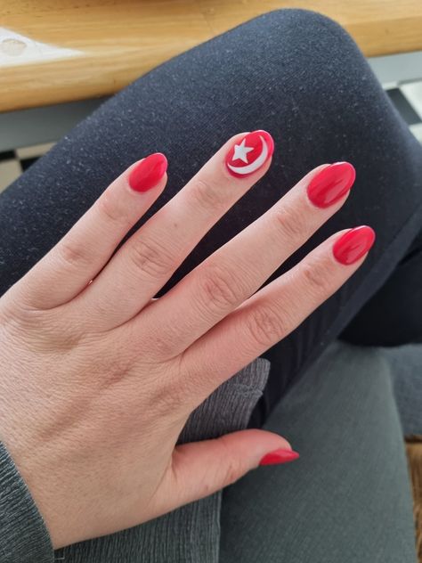 Acrylic nails inspired by the turkish flag Turkish Nails Designs, Turkish Nails, Turkish Eye Nails, Flag Nails, Turkey Flag, Evil Eye Nails, Turkish Flag, Nails Inspired, Turkish Eye