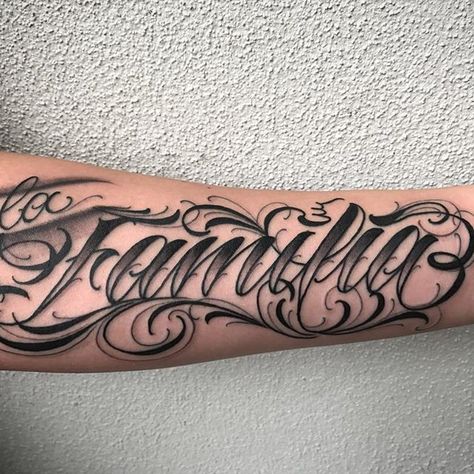 Chicano Lettering Tattoo, Typographic Tattoo, Chicano Tattoos Lettering, Family Quotes Tattoos, Family Tattoos For Men, Berlin Tattoo, Forever Tattoo, Typography Tattoo, Chicano Lettering