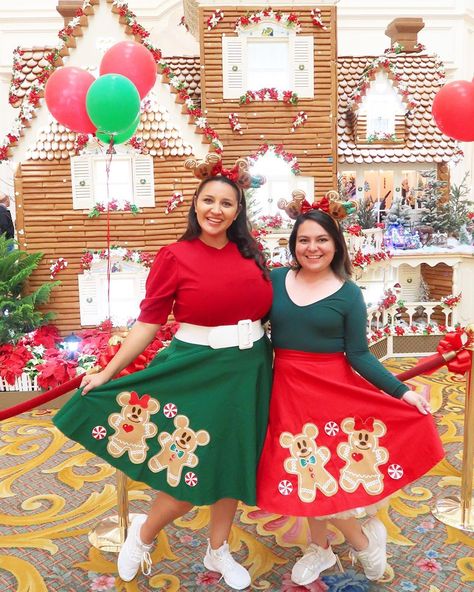 Michelle Lorraine 📷 † on Instagram: “I present to you Gingerbread cuteness ❤️💚❤️💚❤️💚❤️💚❤️💚❤️💚 My skirt of the month, I’m so happy the way they turned out!!!!🎄 . . . . Photo…” Gingerbread Outfit, Christmas Skirts, Disney Xmas, Disneyland Outfits, Christmas Skirt, Christmas Outfits Women, Disney Inspired Outfits, Dapper Day, Disney Studios