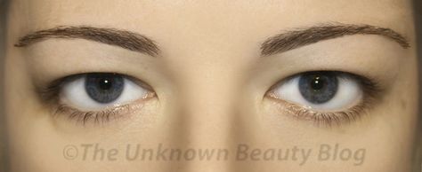 Hooded Lids, Eye Shape Makeup, Eyeshadow For Hooded Eyes, Eyeshadow Basics, Hooded Eye Makeup Tutorial, Eye Makeup Application, Makeup Simple, Natural Eyeshadow, Hooded Eye Makeup