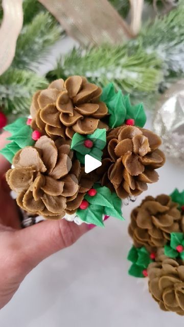 Piya on Instagram: "Pincones using tip 103  #christmascupcakes#christmas#bloggers#bakers#cupcakes#buttercream" Chocolate Frosted Cupcakes Decoration, Buttercream Pinecones How To Make, Pine Cone Cupcakes, Pine Tree Cupcakes, Christmas Floral Cupcakes, Christmas Cupcake Bouquet, Christmas Buttercream Cupcakes, Pinecone Cupcakes, Decorating Cupcakes For Beginners