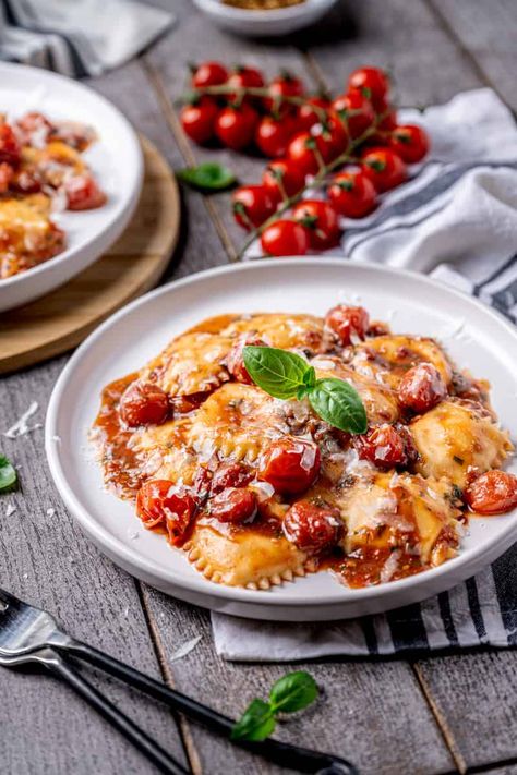 Four Cheese Ravioli with Fresh Cherry Tomato Sauce Cherry Tomato Ravioli, Ravioli With Cherry Tomatoes, Four Cheese Ravioli, Ravioli Sauce Recipe, Ravioli Recipes, Cooking With Wine, Red Sauce Recipe, Meals For Four, Italian Tomato Sauce