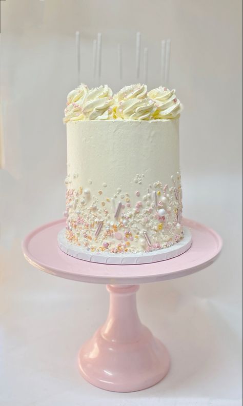 Baby Sprinkle Cake, Sparkle Cake, Fancy Sprinkles, Pearl Cake, Sprinkle Baby Shower, Funfetti Cake, Sprinkle Cake, Easy Healthy Meal Prep, Gold Candles