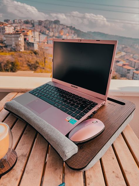 Laptop desk diy