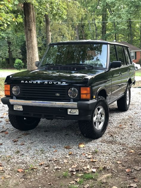 1995 Range Rover Classic (Justin L's) 1995 Range Rover Classic, 1995 Range Rover, 2000s Range Rover, Vintage Range Rover Aesthetic, Range Rover Vintage, Old Range Rover, Vintage Range Rover, Classic Range Rover, Range Rover Supercharged