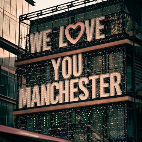 Manchester Aesthetic, University Of Manchester, Photo Mural, Uni Life, Manchester England, School Photos, Sky Aesthetic, Manchester City, Aesthetic Photography