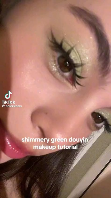 Belle Costume Makeup, Tinkerbell Halloween Makeup, Disney Princess Inspired Makeup, Tinkerbell Costume Makeup, Enchanted Makeup Looks For Prom, Tinkerbell Inspired Makeup, Enchanted Forest Prom Makeup, Tiana Inspired Makeup, Fee Make Up