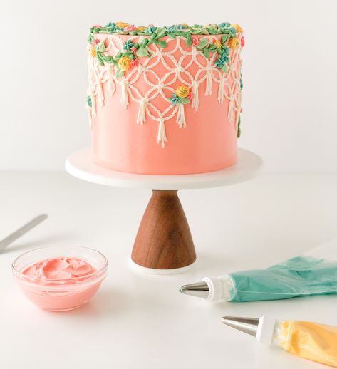 Macrame Cake, Bohemian Cake, How To Cake, Grad Cake, Boho Cake, Buttercream Flower, Buttercream Flower Cake, Cake Classes, Winter Cake