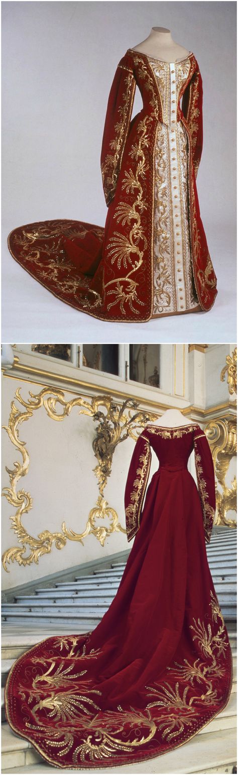 Ceremonial court dress of a maid of honor to the Empress of Russia, Studio of Izambard Chanceau, embroidery studio of A. Laman, 1880-90. Velvet, satin, gold embroidery. Bottom photo by Herman van Heusden, styling: Ruud van der Neut. State Hermitage Museum, St. Petersburg. Link: http://www.hermitagemuseum.org/wps/portal/hermitage/digital-collection/08.+Applied+Arts/1263415/?lng=ru. CLICK THROUGH FOR VERY LARGE IMAGES. Russian Dress, Historical Gowns, Court Dresses, Maid Of Honour, Period Outfit, Vintage Gowns, Historical Costume, Historical Dresses, Historical Clothing