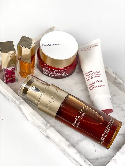 Clarins Lip Oil, Clarins Skincare, Natural Hydration, Exfoliating Cleanser, Basic Skin Care Routine, Lip Hydration, Rosehip Oil, Body Treatments, Beauty Lover