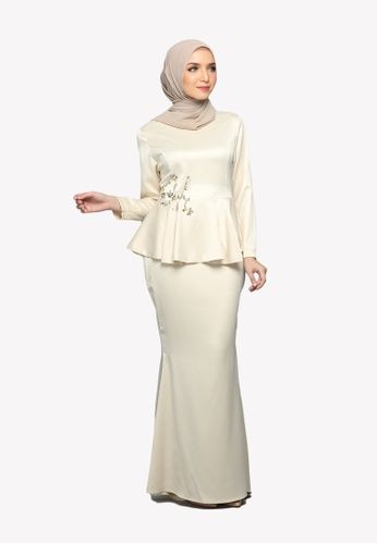 Peplum Dress Formal, Malaysia Clothes, Raya Dress, Dress Muslim Modern, Braidsmaid Dresses, Moslem Fashion, Baju Kurung Moden, Kebaya Dress, Kurung Moden