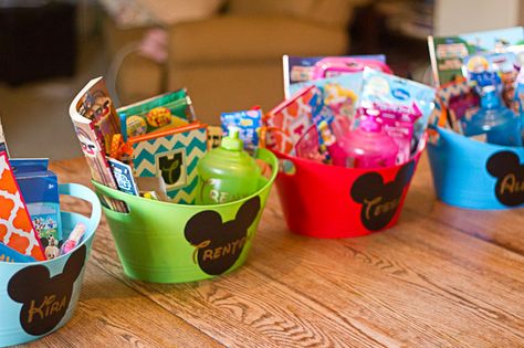 Disney travel kits - fun ideas for gifts for kids before the big trip. Birthday Diy Gifts, Birthday Surprise Ideas, Disneyland Travel, Disney Surprise, Surprise Ideas, Disney Room, Boys Easter Basket, Disneyland Planning, Disneyland Vacation