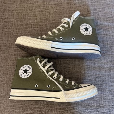 Chuck Taylors- converse GREEN size 8 high tops Olive Green Converse, Converse Colors, Tenis Converse, Casual Shoes Women Sneakers, High Top Chucks, Cute Converse, Air Force Shoes, Shoe Basket, Preppy Shoes