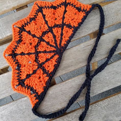 Pattern for Little Spider bandana is now available on my website, Etsy and Ravelry! #CrochetDesigner #CrochetersOfTheWorld #CrochetersOfIG #CrochetPattern #Halloween #SpiderwebBandana #LittleSpiderBandana Crochet Halloween Bandana, Halloween Crochet Bandana, Crochet Halloween Headband, Crochet Halloween Accessories, Crochet Bandana Pattern, Spider Crochet, Bandana Crochet, Crochet Bat, Bandana Pattern