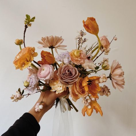 Peonies And Hydrangeas, Bouquet Inspiration, Wedding Flower Decorations, Neutral Wedding, Orange Wedding, Courthouse Wedding, Wedding Looks, Celebration Of Life, Wedding Inspo