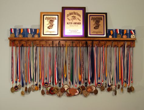 Reclaimed wood display shelf Sports Medal Display, Running Medal Display, Medal Hanger Display, Trophy Shelf, Medal Rack, Award Medal, Trophy Display, Ribbon Display, Running Medals