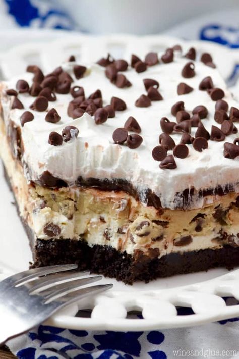 Cookie Dough Lush Ice Cream Lasagna, Chocolate Lasagna Recipe, Chocolate Chip Pudding, Pasta Food Recipes, Mini Chocolate Chip Cookies, Chocolate Lasagna, Layered Desserts, Rich Desserts, Pasta Food