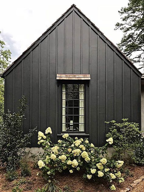 Our Top Picks for Dark Exterior Paint Colors - Plank and Pillow Timeless Home Exterior, Dark Exterior House, Plank And Pillow, Exterior Gray Paint, Black Houses, Black Paint Color, Cabin Exterior, Dark House, Cottage Exterior