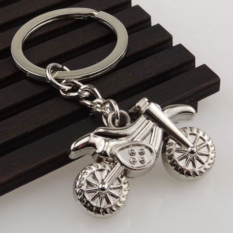 >> Click to Buy << New Design Cool Luxury  metal Keychain Car Key Chain Key Ring Motorcycle helmet key chain For Creative Simulation Gifts 17335 #Affiliate Motorcycle Key, Motorcycle Keychain, Bar Keychain, Key Keychain, Motorcycle Gifts, Car Key Chain, Hand Stamped Keychain, Silver Keychain, Car Key Ring