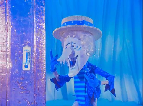 (Edited by me) #christmas #snow #christmasmovie #aesthetic #filter #edit #blue Snow Miser, Filter Edit, Aesthetic Filter, Christmas Snow, Christmas Movies, Film Tv, Basement, Filter, Film