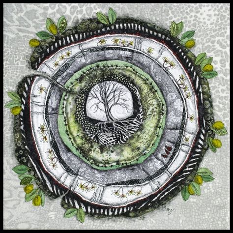 Circular Textile Art, Crone Art, Circles Artwork, Lorraine Roy, Circle Doodles, Square Sketchbook, Textile Art Techniques, Burr Oak, Circular Art