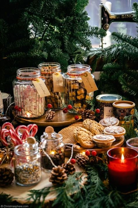 67 Hot Chocolate Station Ideas That Will seriously Warm Up Your Winter! — Smartblend Hot Chocolate Bar At Home, Boozy Hot Chocolate Bar, Hot Chocolate Cart, Hot Chocolate Bar Cart, Hot Cocoa Bar Cart, Christmas Hot Chocolate Station, Hp Christmas, Christmas Hot Chocolate Bar, Hot Chocolate In A Jar