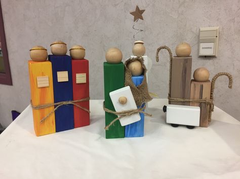 Jenga Block People Diy, Jenga Block Nativity, Block Nativity Set, Wood Block Nativity, Wood People, Girls Christmas Party, Block People, Mistletoe And Wine, Wood Christmas Decorations