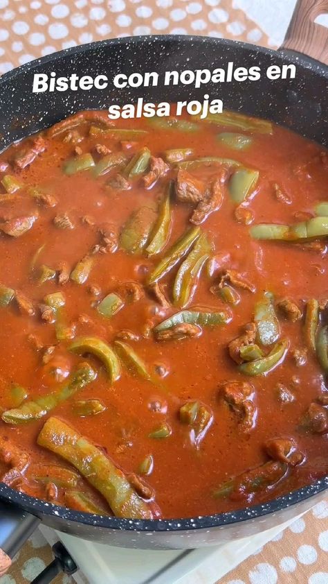 Nopalitos Recipe, Nopales Recipe, Mexican Food Dishes, America Food, Mexican Food Recipes Easy, Beef Recipes Easy, Dog Recipes, Mexican Food Recipes Authentic, Family Favorite Meals