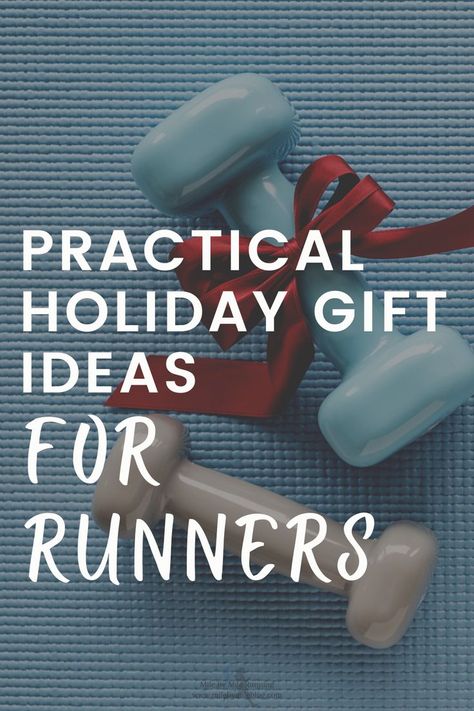 Now that the holidays are quickly approaching, it's time to think about what to get for the special runner in your life. These practical holiday gift ideas for runners will be used all year long. Make sure to check out some of the running gift ideas for your running friends or for your own wish list! Cross Country Runner Gifts, Good Christmas Gifts For Runners, Cross Country Gifts For Runners, Gift Odeas, Runner Christmas Gifts, Gifts For Marathon Runners, Running Friends, Running Gift, Running Gifts