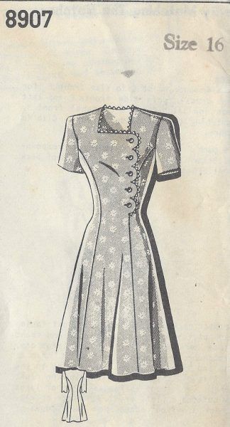 1940s Vintage Sewing Pattern B34 DRESS (235) - The Vintage Pattern Shop Vintage Vogue Sewing Patterns, Sew In Weave, London College Of Fashion, Scale Pattern, Vogue Sewing, Vogue Sewing Patterns, 40s Fashion, Couture Vintage, 1940s Fashion