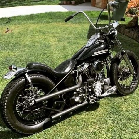 Panhead Chopper, Brat Motorcycle, Harley Davidson Engines, Harley Panhead, Old School Chopper, Custom Sportster, Custom Street Bikes, Harley Bobber, Bobber Bikes