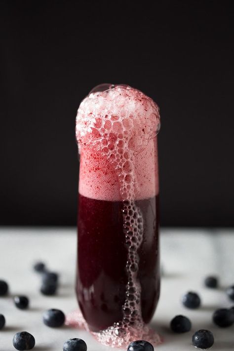 This mixed berry bellini is perfectly sweet and and packed full of blueberry and strawberry flavor. Served with a sugar rim and topped with sweet sparkling wine or prosecco. Berry Bellini, Blueberry And Strawberry, Fruity Alcohol Drinks, Strawberry Cheesecake Recipe, Berry Sauce, Strawberry Flavor, Champagne Cocktail, Vodka Cocktails, Wine Cocktails