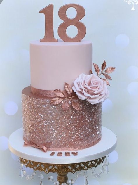 Birthday Cake Gold, Wedding Cake Designs Simple, Birthday Rose Gold, Rose Gold Cake, 18th Cake, Sweet 16 Birthday Cake, Sweet 16 Cakes, Cake Decorating With Fondant, 16 Birthday Cake