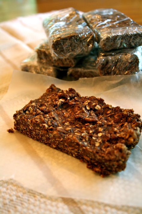 IMG_0212 Homemade Cliff Bars, Cliff Bars, Chia Bars, Bars Chocolate, Protein Bars Homemade, Clif Bars, Homemade Brownies, Breakfast Bars, Busy Schedule