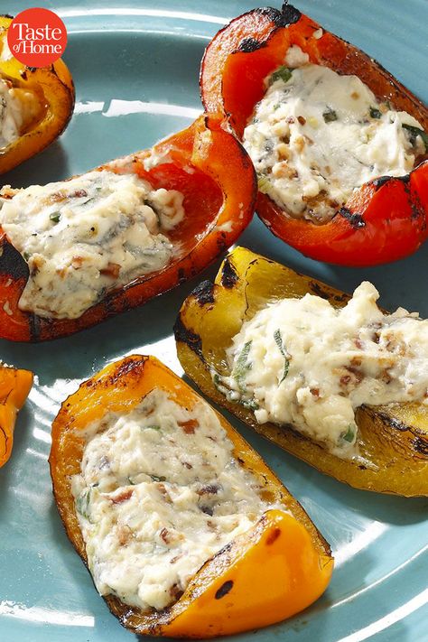 Bacon Stuffed Peppers, Grilled Side Dishes, Bbq Side Dishes, Grilled Peppers, Grilling Sides, Grilled Dinner, Bbq Sides, Side Dishes For Bbq, Summer Grilling