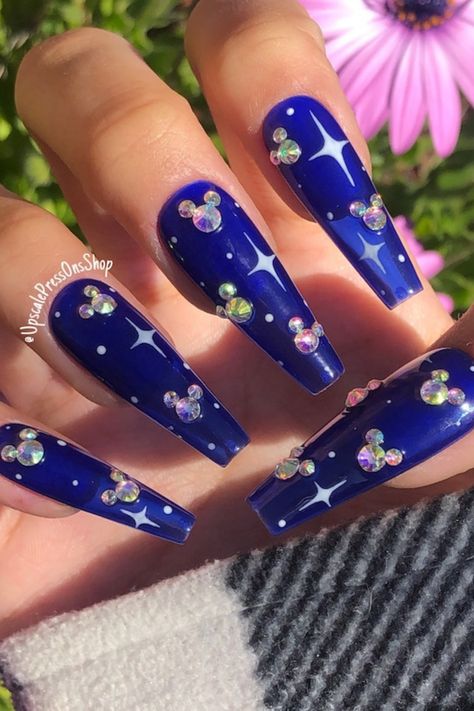 Disney Themed Nails, Disneyland Nails, Disney Nail Designs, Mickey Mouse Nails, Disney Inspired Nails, Nails Press Ons, Disney Acrylic Nails, Mickey Nails, Fake Nails Long