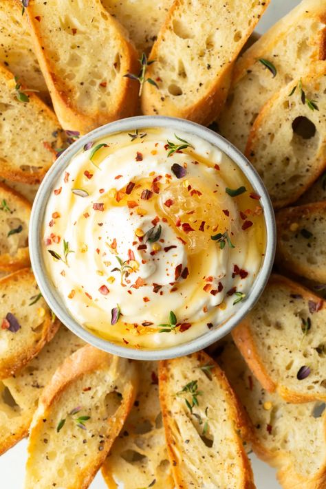 Best Whipped Ricotta (No-Cook 5 Minute Recipe) - Start with this fabulously easy recipe for tangy, creamy and dreamy whipped ricotta dip, then add your favorite sweet or savory toppings! Whipped Ricotta Dip, Whipped Ricotta Recipe, Italian Appetizers Easy, 5 Minute Recipe, Ricotta Dip, Ricotta Cheese Recipes, Comfort Recipes, Unique Appetizers, Sunny Anderson