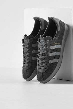 Adidas Shoes Mens Sneakers, Best Sandals For Men, Adidas Outfit Shoes, Adidas Shoes Originals, Adidas Shoes Mens, Adidas Sneaker, Best Sneakers, Sneakers Men Fashion, Adidas Superstar Sneaker