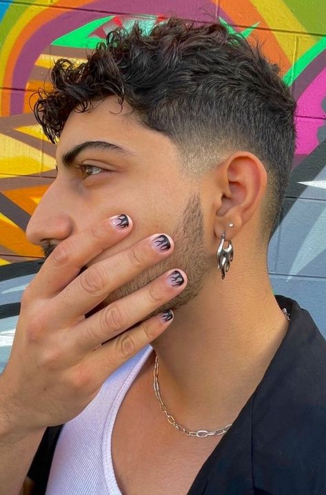 Alt Guys, Mens Manicure, Men Nail Polish, Alt Men, Mens Nails, Teen Boy Outfits, Nail Paint, Cosmetology, Behind Ear Tattoo