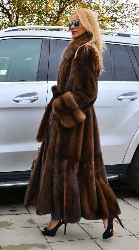 Fabulous Furs, Mink Coat, Fur Coats Women, Vestidos Vintage, Mode Inspo, Fur Fashion, 가을 패션, Coat Fashion, Look Fashion