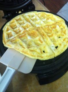 Eggs - 35 Delicious Foods You Didn't Know You Could Cook in Your Waffle Iron Eggs In Waffle Maker, Mini Waffle Recipe, Iron Ideas, Waffle Iron Recipes, Waffle Bowl, Waffle Machine, Egg Waffle, Waffle Maker Recipes, How To Make Waffles